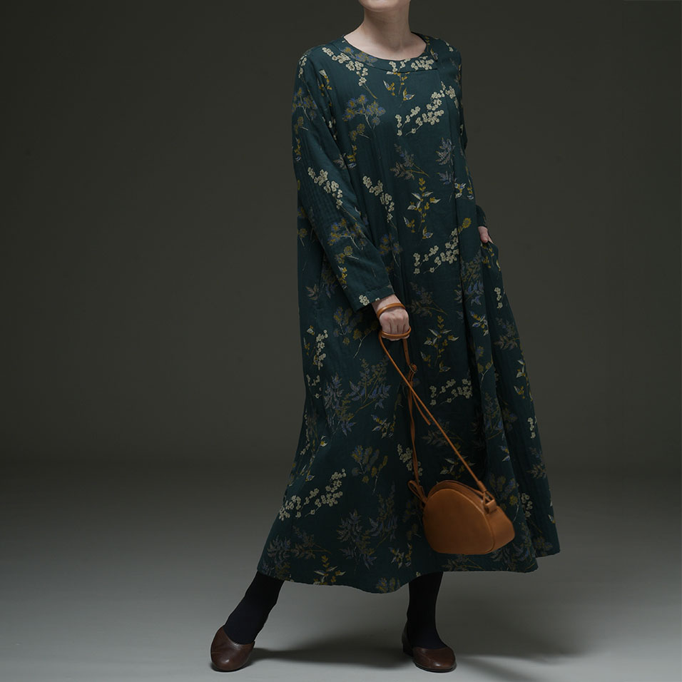 ワンピース×ニットベスト