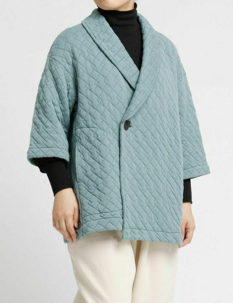 ブルー Mサイズ　モデル身長：164cm