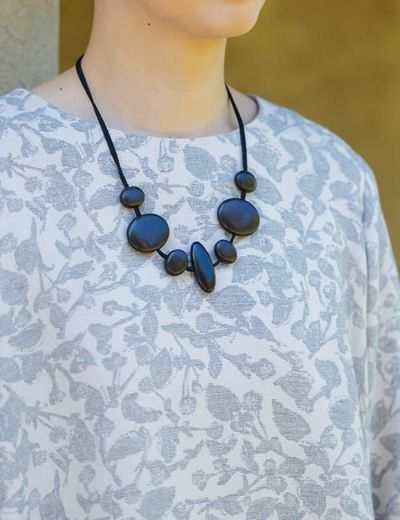 Stone2wayネックレス（黒檀）｜Bijoux Kei | 石見銀山 群言堂