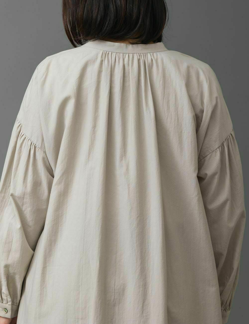 綿カシミヤ綾織ワンピース紫金草（しきんそう） | 石見銀山 群言堂