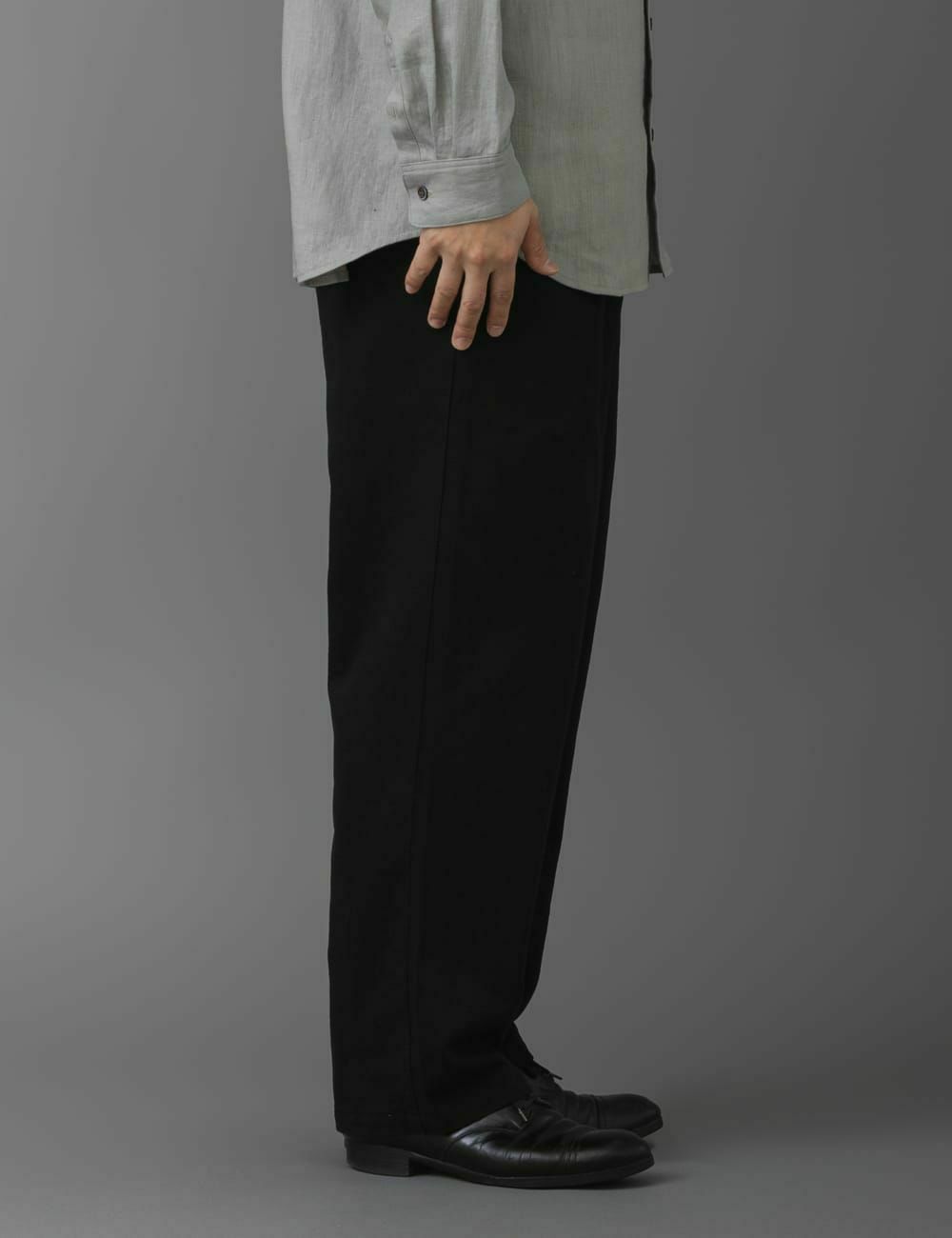 群言堂、綿サテンパンツです。 綿サテンパンツ采振木（ざいふりぼく） | 石見銀山 群言堂オンラインストア