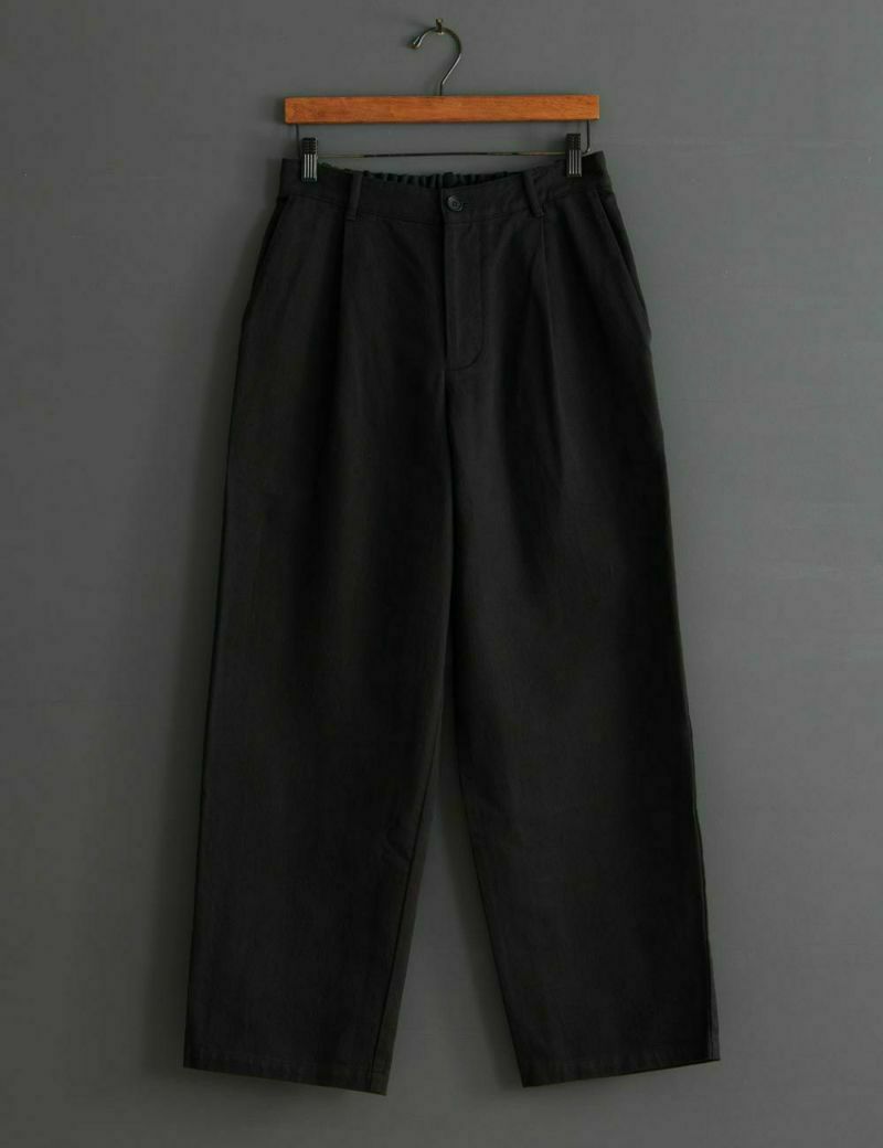 綿サテンパンツ采振木（ざいふりぼく） | 石見銀山 群言堂オンラインストア