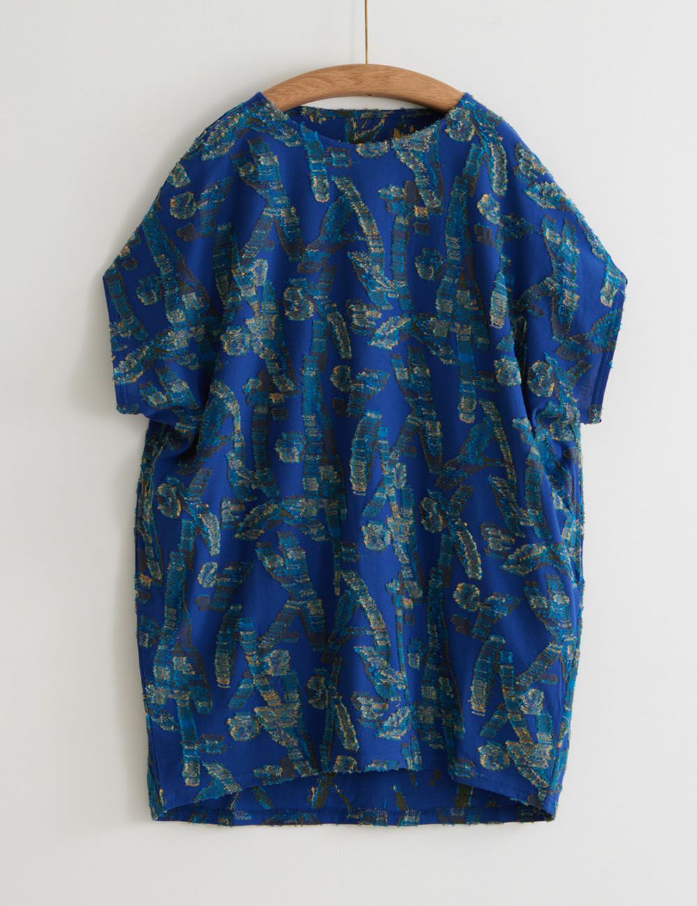 おもだかジャガードプルオーバー鶯神楽（うぐいすかずら）