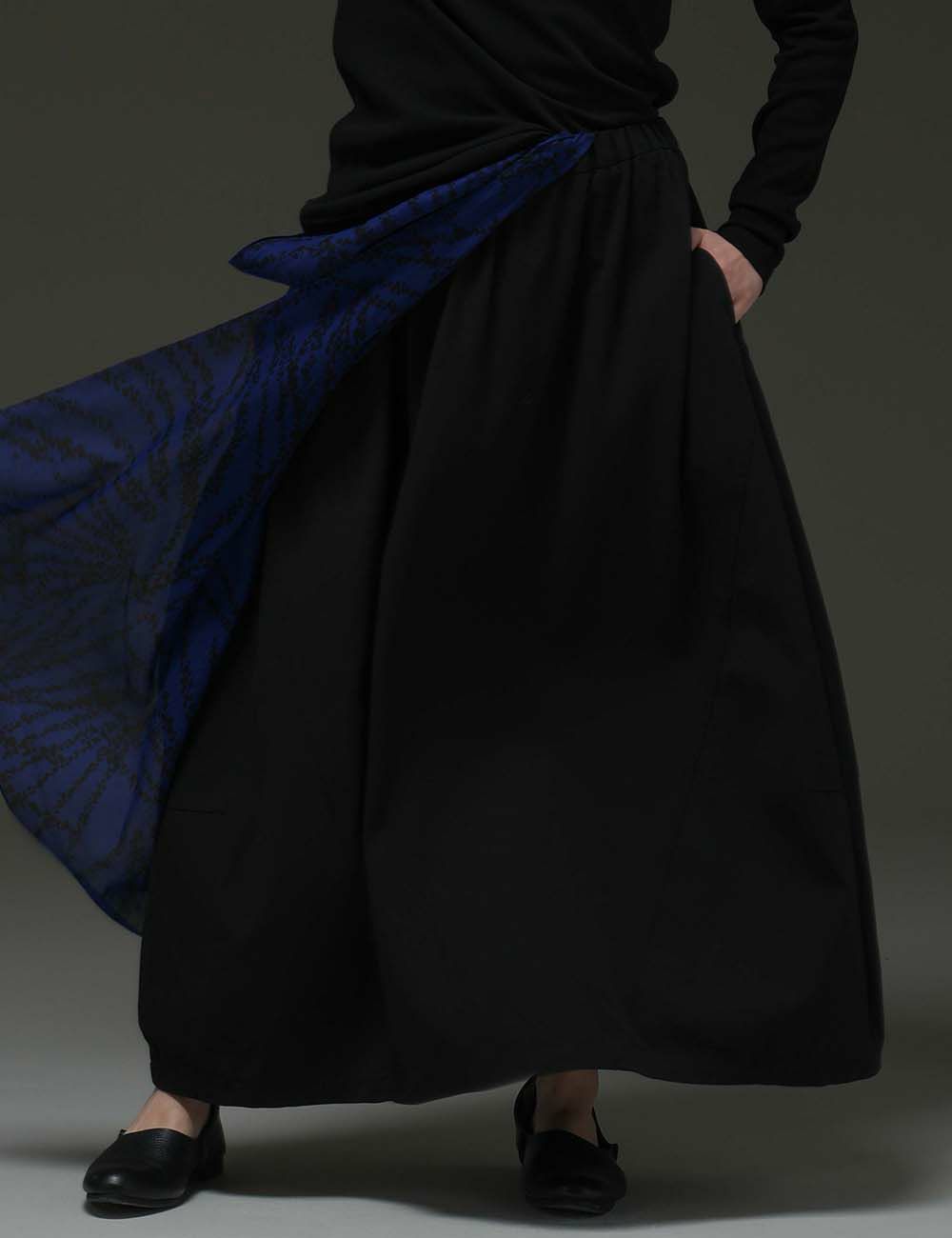 綿ボイルツイルスカート利根薊（とねあざみ） | 石見銀山 群言堂