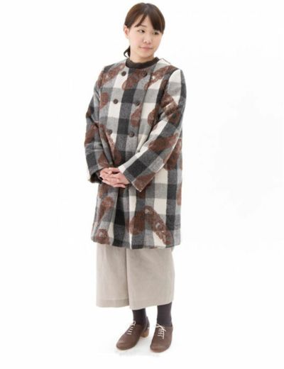 ふっくら軽い、登美のコート | 石見銀山 群言堂 公式サイト