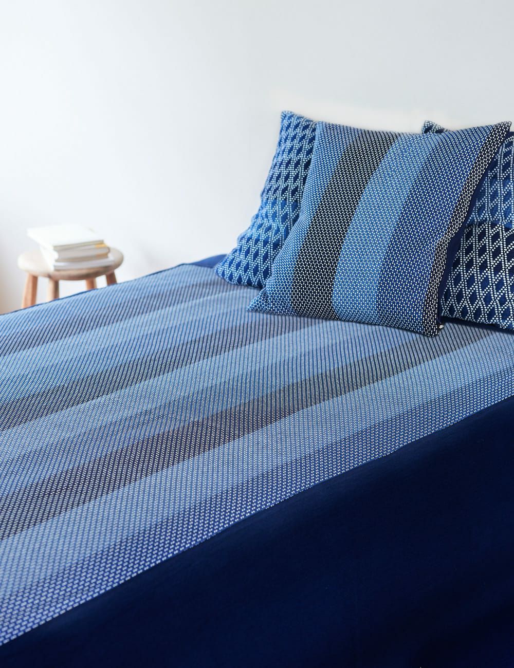 藍白刺子マルチカバー