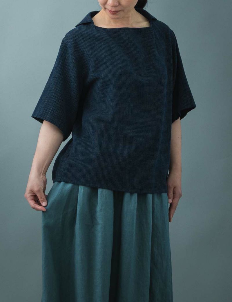 墨藍みじん格子プルオーバー白藜（しろざ） | 石見銀山 群言堂