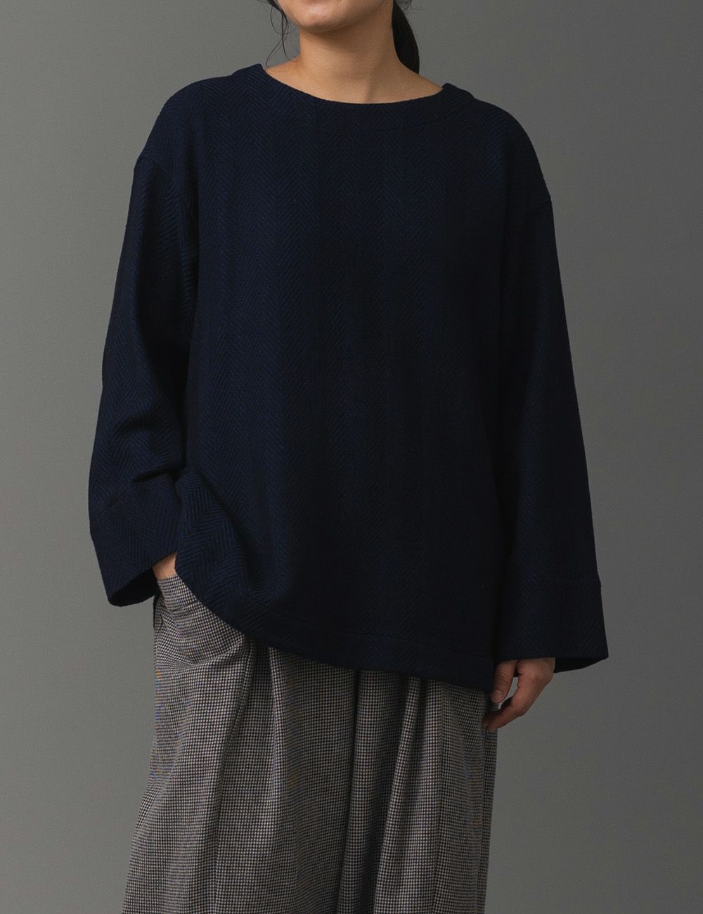 刺子風通織プルオーバー白釣舟（しろつりふね） | 石見銀山 群言堂