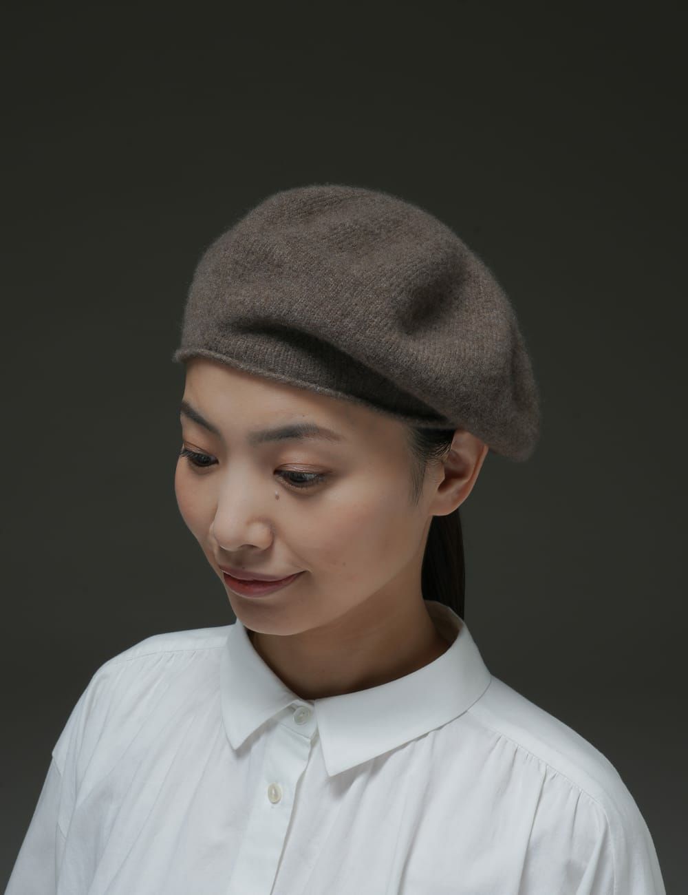 【新品/未使用】群言堂　シルク混　ベレー帽　ベージュ系 ふんわりウールベレー | 石見銀山 群言堂オンラインストア