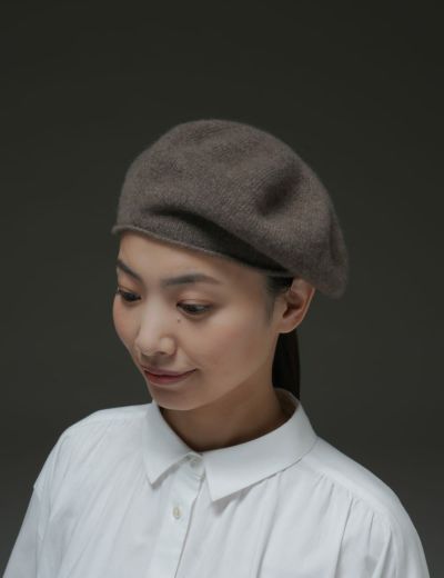 美品 根々 群言堂 ベレー帽 ウール 日本製 帽子 ネネ レディース