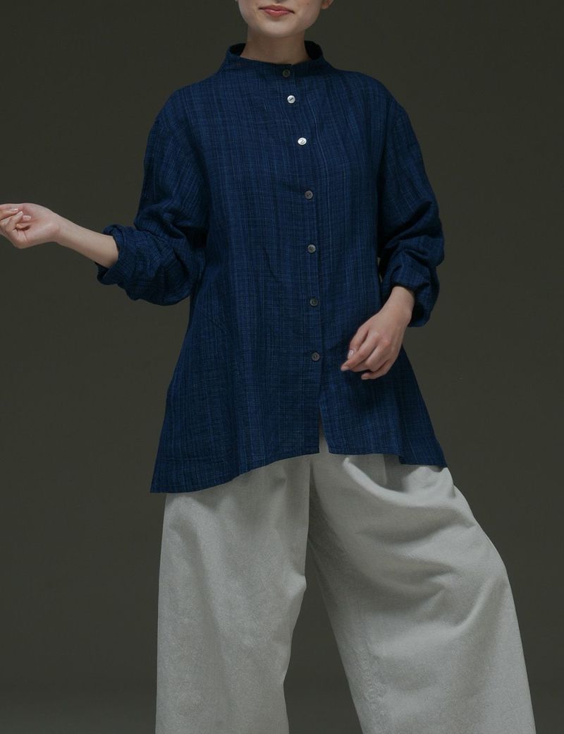 藍染綿麻雨絣ブラウス吾亦紅（われもこう）