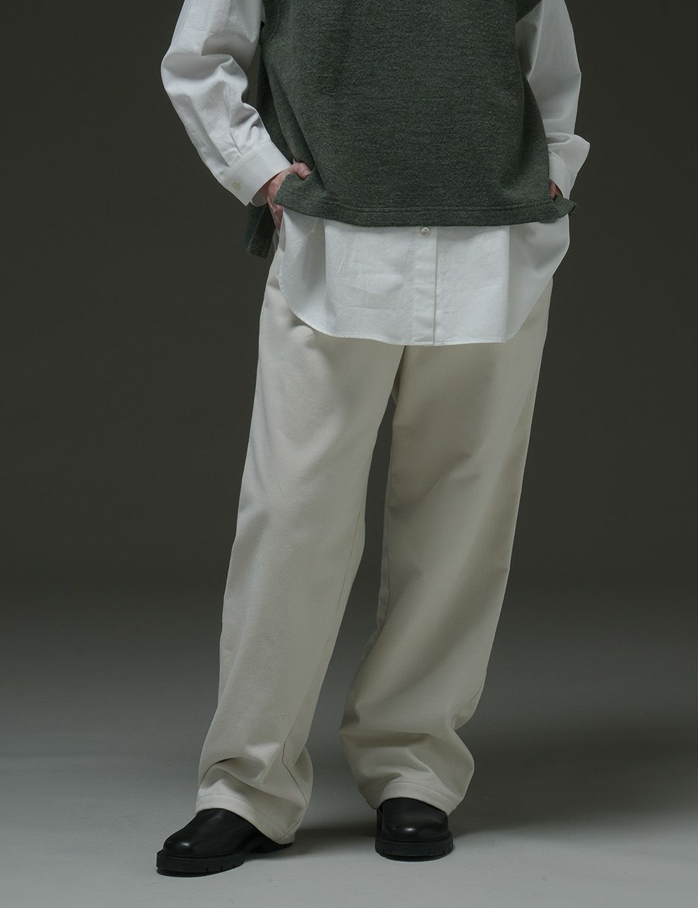 綿サテン裏起毛パンツ采振木（ざいふりぼく）