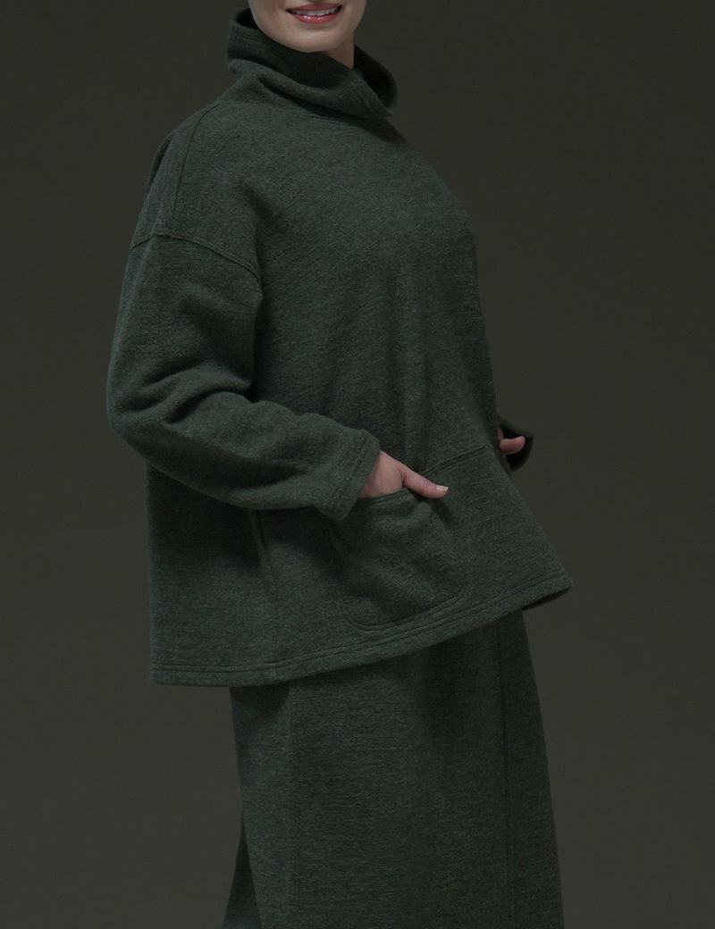 ウールトップクレーター　プルオーバー浜沈丁（はまじんちょう）