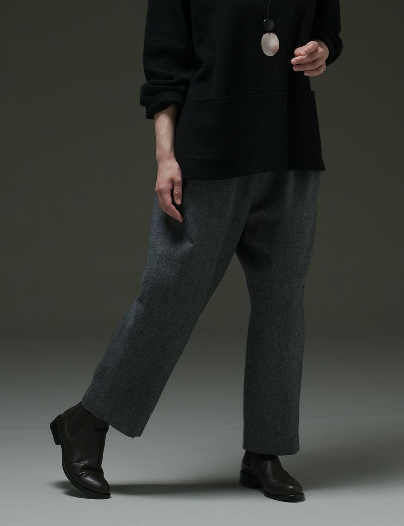 タグ付き未使用品 石見銀山 群言堂 ぐんげんどう 綿100% 裏起毛 パンツL タグ付き未使用品 石見銀山 群言堂 ぐんげんどう 綿100% 裏