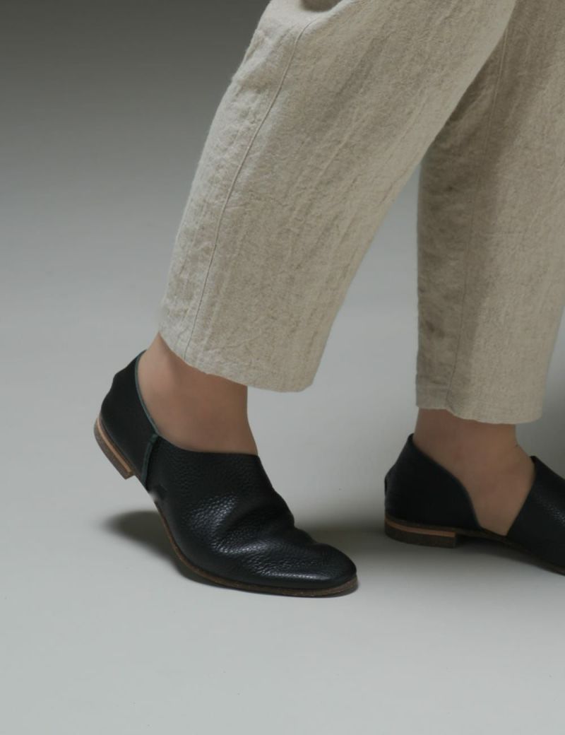 2-PIECES SLIP-ON｜U-DOT | 石見銀山 群言堂オンラインストア