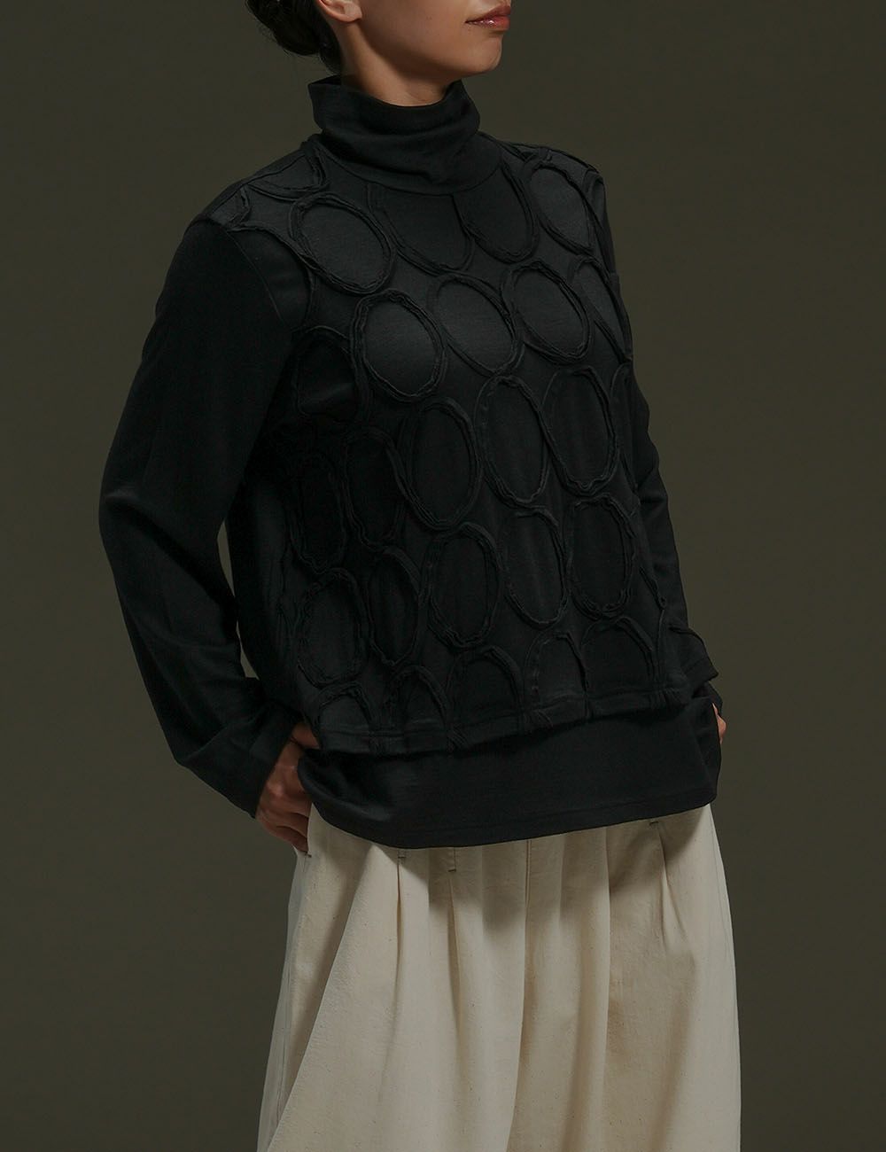 ウールわっか刺繍プルオーバー金水引（きんみずひき）