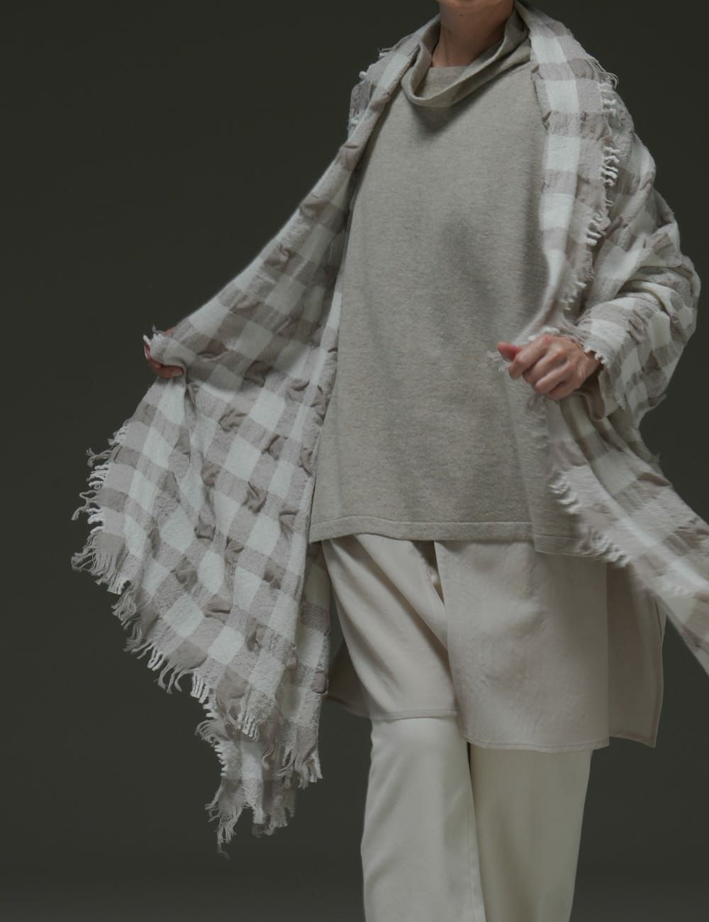 縮絨ストール小格子柄 | 石見銀山 群言堂オンラインストア