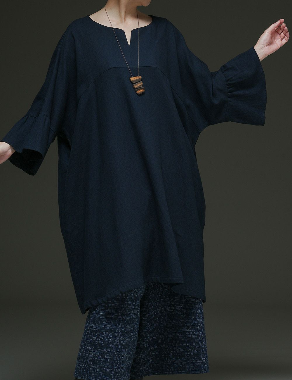 やわらかデニムチュニック緋衣草（ひごろもそう）