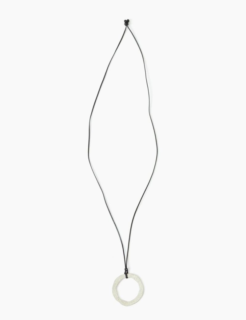 錫金環日食ネックレス