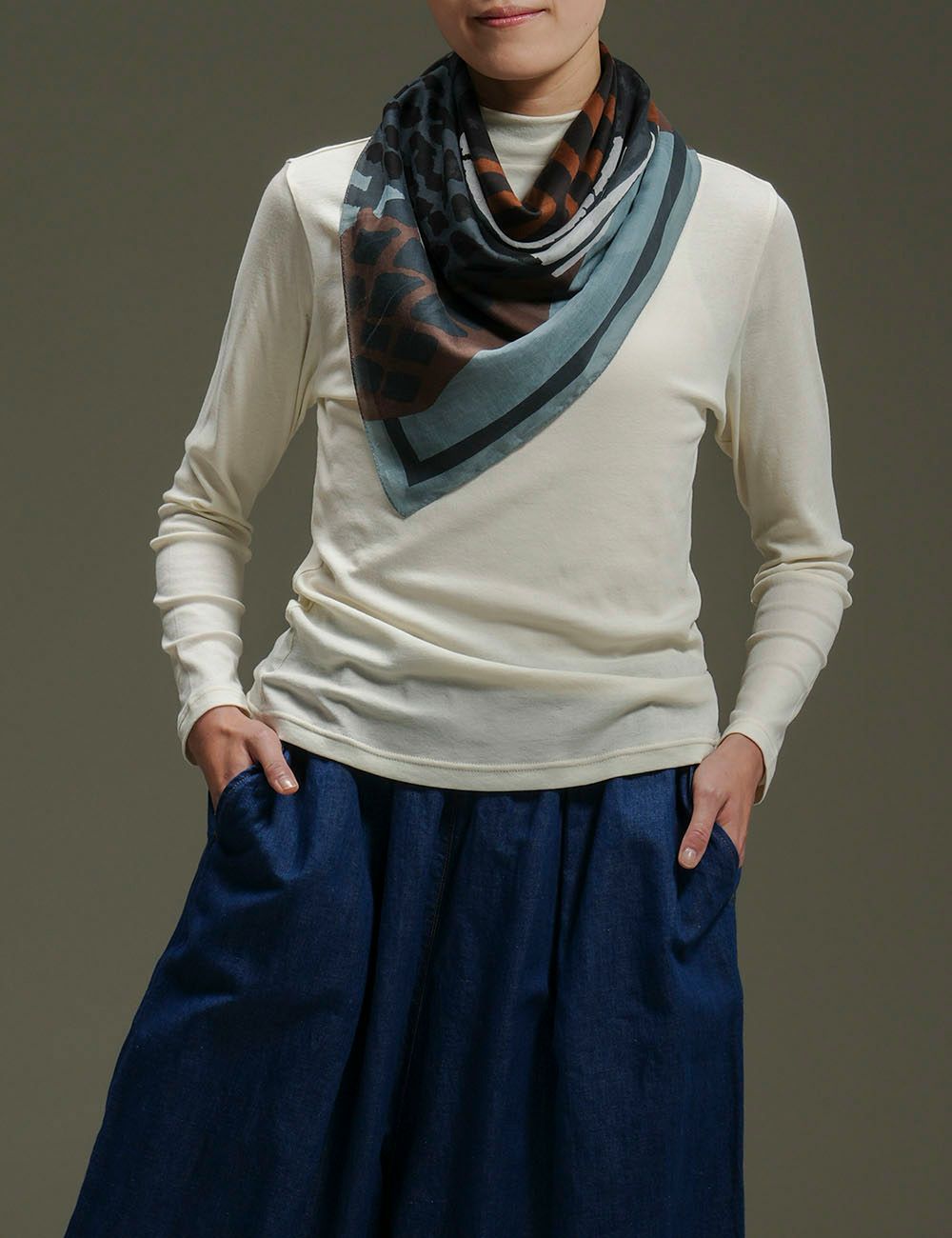 強撚ガーゼフライスプルオーバー穂躑躅（ほつつじ）